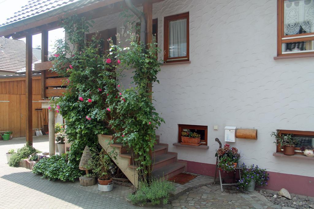 Ferienwohnung Haus am Bergli Herbolzheim Zimmer foto